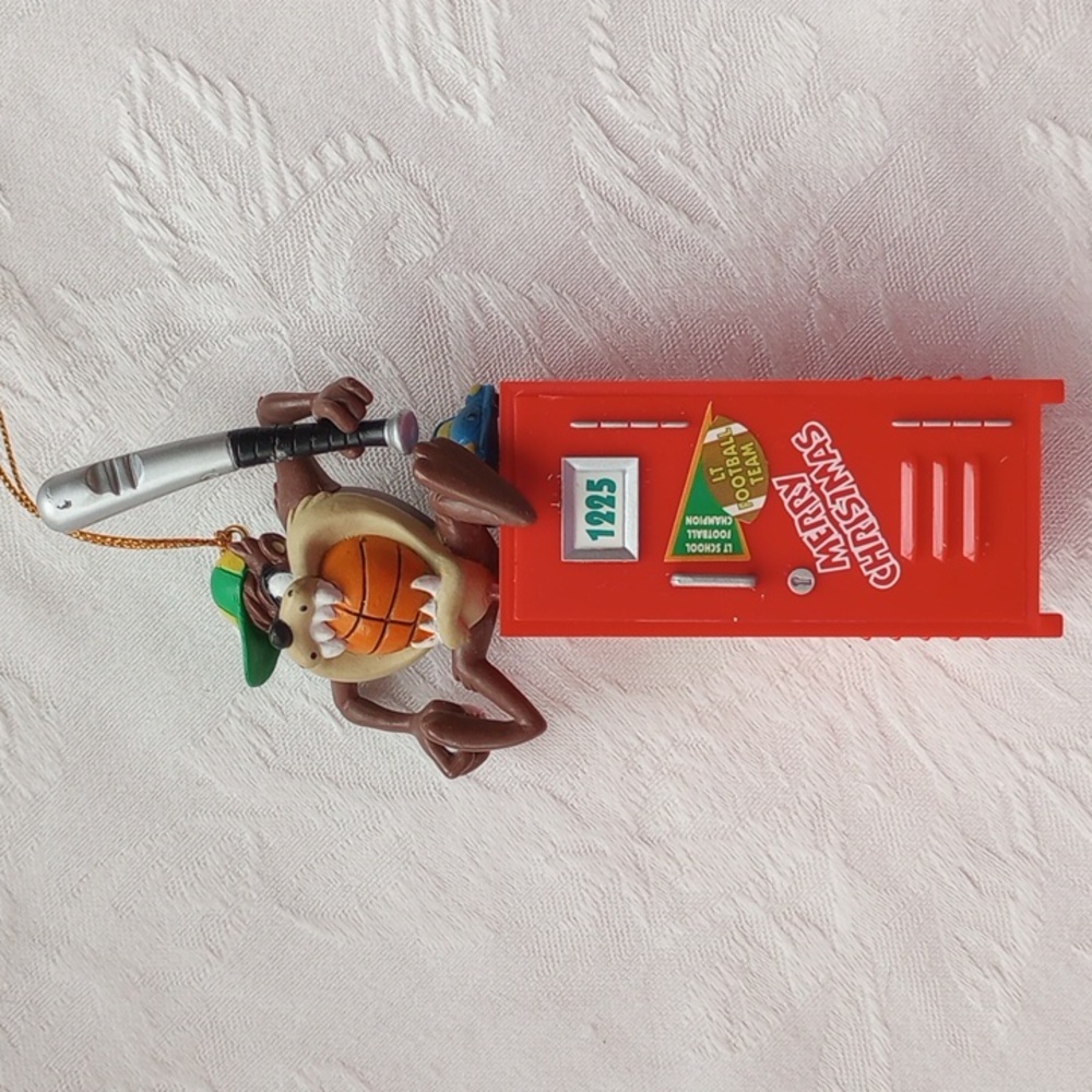 1998 Vintage Taz mania Looney Tunes Christmas Ornament